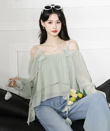 프랑스식 보트넥 오프숄더 긴팔 티셔츠 여성 봄 새로운 프릴 레이스업 품격 고급 센스 Chic 맨위