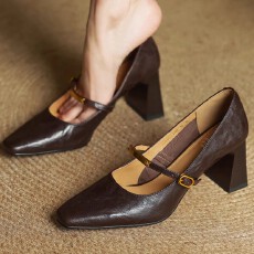 批发2026新款真皮高跟鞋羊皮方头粗跟一字扣带女单鞋货号