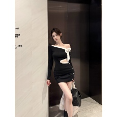 批发实拍实价法式温柔蕾丝拼接露腰连衣裙女撞色斜肩蝴蝶结包臀<b class='q'>短裙</b>