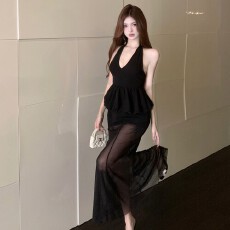 批发实拍2026新款法式V领<b class='q'>荷叶</b>边遮腰性感挂脖<b class='q'>连衣裙</b>女网纱拼接长裙女