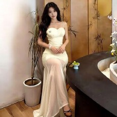 批发实拍气质高级感纯欲2026夏季网红低胸法式网纱鱼尾<b class='q'>包臀</b>礼服连衣裙