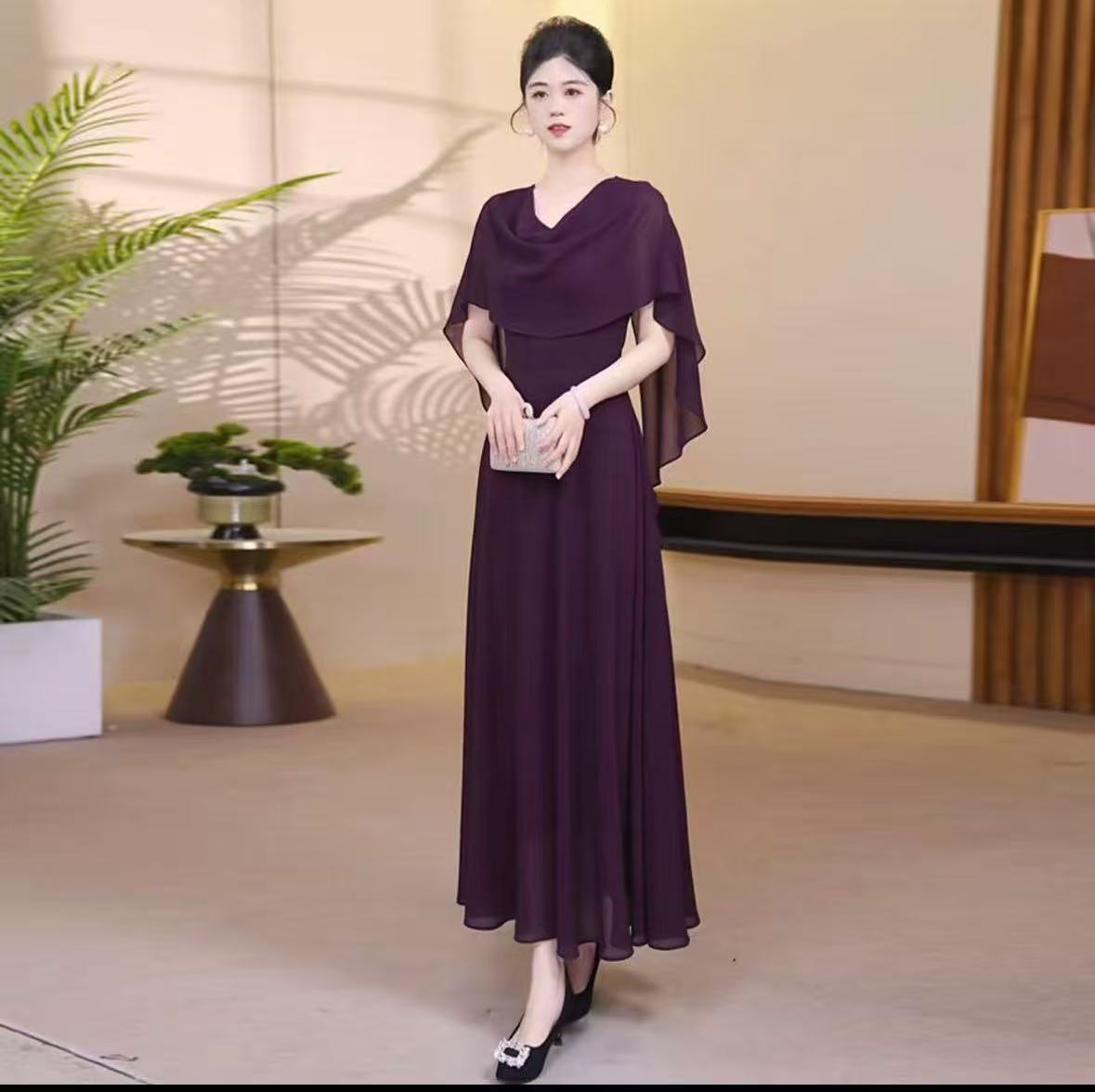 큰 진자 여성 드레스 봄 여름 2026 새로운 기질 몸매 가꾸기 슬림해 보이는 표지 고기 드레스