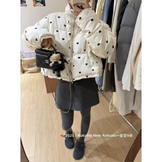 批发爱心羽绒服