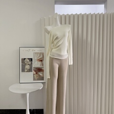 批发YUYUREAL 柔肤<b class='q'>打底</b> 100羊毛18针岛精无缝一体<b class='q'>打底</b>衫