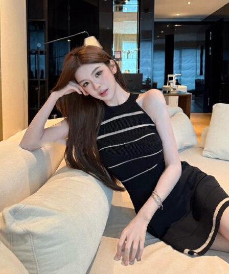 fay 하프 ~을 통해 시 순수한 욕망 품격 검정색 스트라이프 민소매 허리 수축 슬림해 보이는 한 마디 드레스