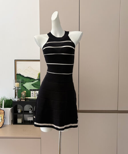 okmashop 장 원 영어 같은 단락 민소매 여성 드레스 여름 고급 센스 품격 홀로우 아웃 허리 수축 치마
