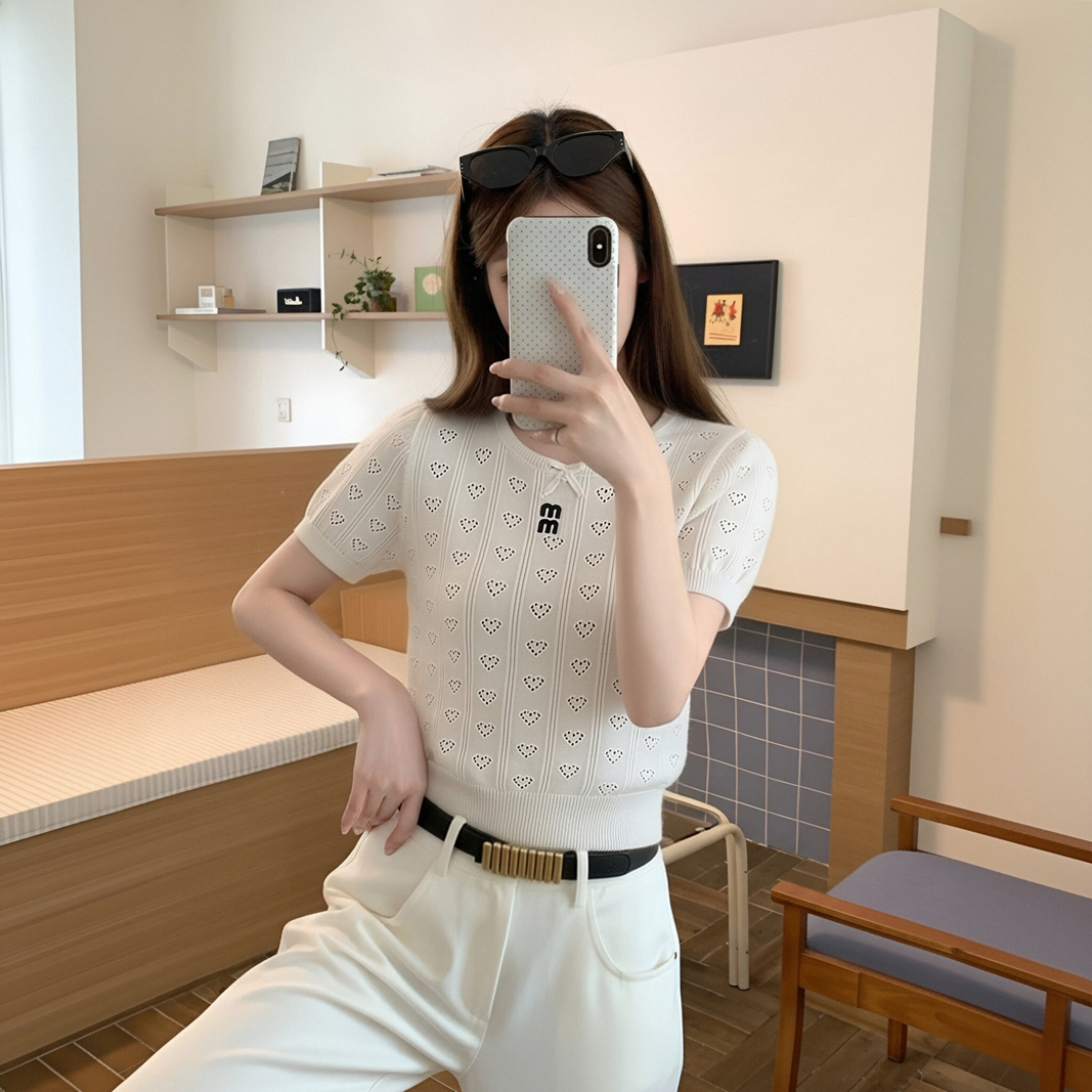 프랑스식 디자인 센스 하트 홀로우 아웃 니트 스웨터 티셔츠 여성 여름 섹션 나비 매듭 라운드 넥 화이트 맨위