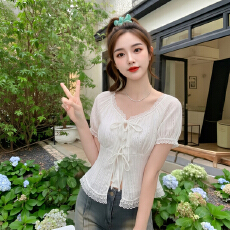 批发2026甜美风蕾丝边绑带短袖<b class='q'>衬衫</b>女夏季洋气小衫独特别致上衣