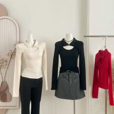 Cz纯子辣妹本命镂空肌理修身长袖翻领针织纯欲显瘦锁骨上衣