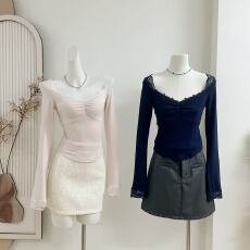 批发JAYKY YANG【背影缪斯】小V领蕾丝花边打底衫抽褶设计感百搭上衣