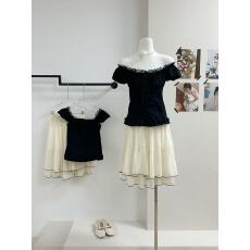 批发CallmeEar//【半岛情书】<b class='q'>蕾丝</b>拼接木耳边褶皱上衣女早春露肩小衫