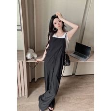 批发2026黑色吊带阔腿<b class='q'>裤</b>子女夏款茶系穿搭配减龄时尚洋气背带<b class='q'>裤</b>