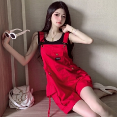 批发工装背带裤女2026夏季新款多巴胺穿搭吊带连体a字短裤