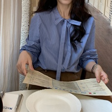 批发pusumede 转角<b class='q'>街头</b> 蓝色蝴蝶结绑带条纹衬衫女长袖衬衣气质上衣
