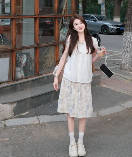 작은 흰색 꽃 주간 실크 베이비 칼라 꽃무늬 인형 셔츠 맨위 흰 셔츠