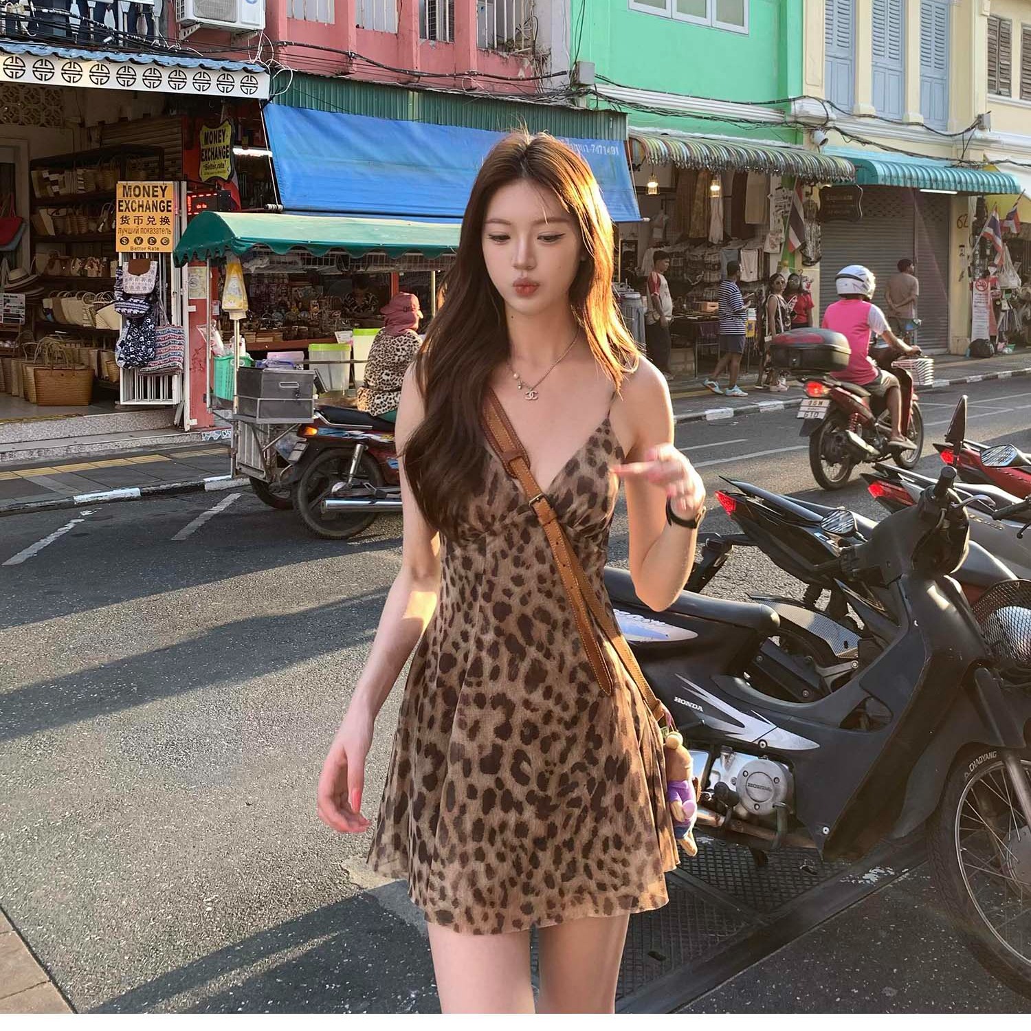 geegeefunny 레오파드 무늬 슬립 여성 드레스 여름 하이웨이스트 몸매 가꾸기 디자인 센스 작은 대중 쇼트 스타일 치마 아이들