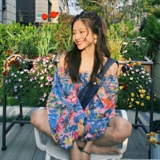 批发法式甜辣多巴胺一字肩<b class='q'>甜美</b>上衣女秋季超仙气质高级感露肩别致衬衫