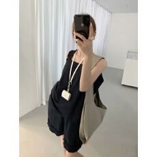 批发现~chi c百搭木耳边短裤+无袖背心两件套