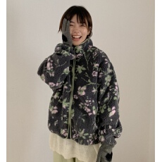 批发现huo减龄羊羔绒印花外套