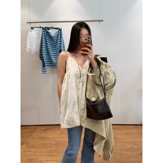 批发百搭绣花<b class='q'>花苞</b>吊带<b class='q'>连衣裙</b>