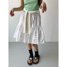 批发<b class='q'>甜美</b>小碎花大摆半身裙