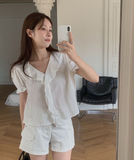 한 부서 폴로 칼라 프릴 싱글 줄 버튼 맨위