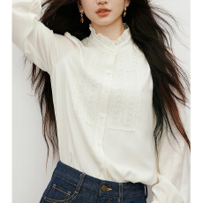 批发复古宫廷风<b class='q'>白色</b>衬衫2025秋季新款女装钉珠绣花木耳边立领上衣