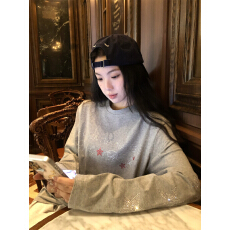 批发实拍实价~ 美式小众慵懒设计感烫钻星星字母宽松百搭<b class='q'>长袖</b>上衣