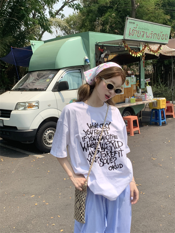실사 정가 여름 아메리칸 레트로 미니멀리즘 반팔 루즈핏 티셔츠 맨위