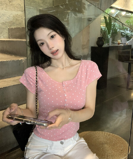 실사 정가 한 부서 순수한 욕망 도트 무늬 반팔 티셔츠 로즈 레드 달콤한 매운맛 쇼트 스타일 긍정적 인 어깨 의류