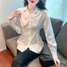 批发已出货2026春季新款V领收腰款显瘦设计气质风衬衫通勤<b class='q'>职业</b>衬衣女