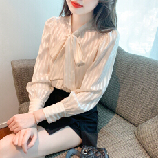 已出货2026春季条纹衬衫女气质飘带蝴蝶结长袖雪纺衫上衣职业衬衣
