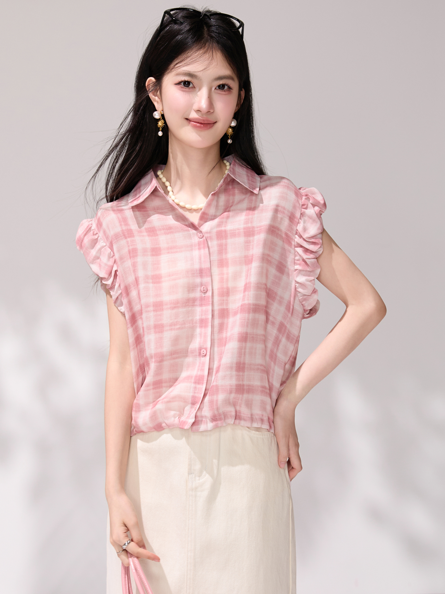 있음 선적 핑크색 체크무늬 프릴 작은 날다 소매 셔츠 여름 새로운 한 부서 부드러운 바람 루즈핏 민소매 맨위
