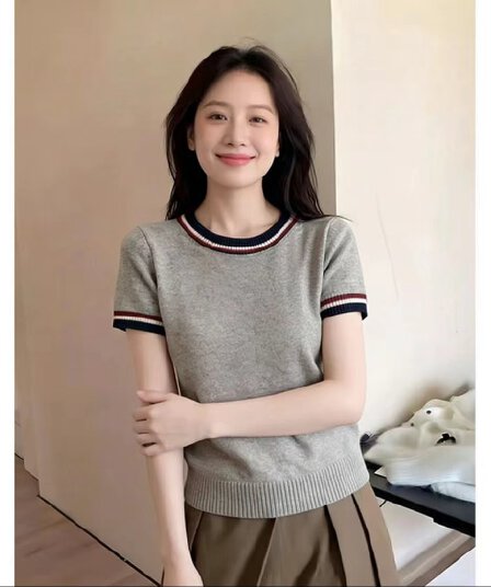 배색 라운드 넥 반팔 니트 스웨터 여성 회색 디자인 센스 출퇴근 맨위 프로 피부 편안함 인사이드 가져 가라. 몸매 가꾸기 기본 셔츠