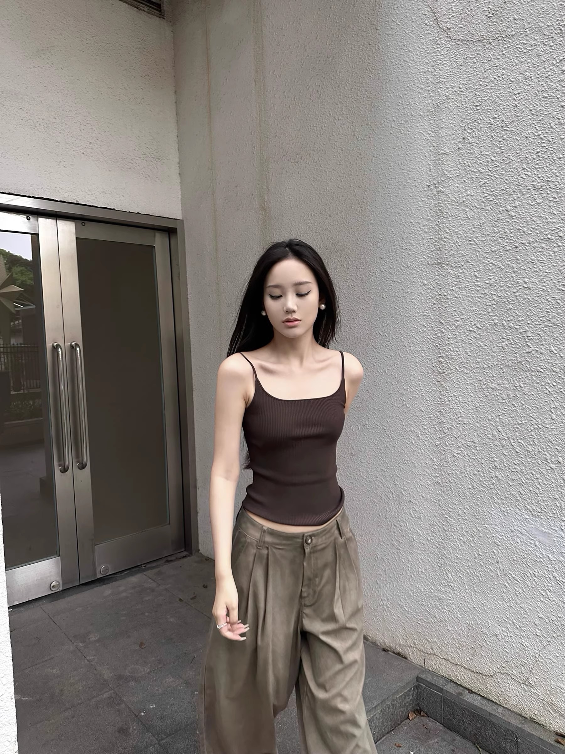 5werkwen 삼색 기초 니트 캐미솔 봄 여름 질감 센스 몸매 가꾸기 슬림해 보이는 다용도 외출용 맨위