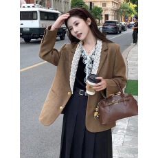 批发复古英伦风纽扣西装外套秋冬新款<b class='q'>设计</b>感蕾丝领小众宽松西服上衣女