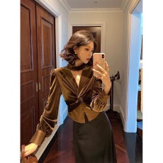 批发名媛法式V领春秋季设计感气质美拉德挂脖缎面拼接丝绒<b class='q'>衬衫</b>女上衣