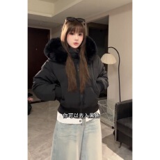 批发韩系时尚毛领连帽<b class='q'>短</b>款棉服女今年流行秋冬新款小众减龄保暖外套潮