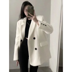 批发白色软糯高级感小香风<b class='q'>西装外套</b>女秋冬新款中长款休闲宽松百搭西服