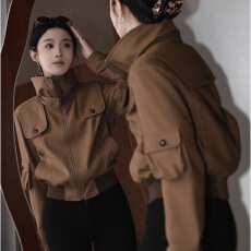 批发2025今年流行复古风翻领拉链短款外套女款秋季高级感<b class='q'>气质</b>时尚夹克