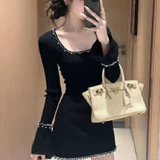 批发小香风<b class='q'>黑色</b>喇叭长袖连衣裙2025秋季新款富家千金穿搭修身A字<b class='q'>短裙</b>