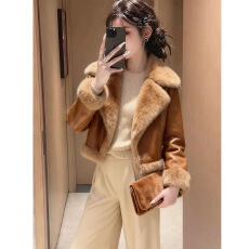 批发2025冬季<b class='q'>通勤</b>风皮毛一体卡其色羊羔毛外套女短款加厚保暖大码外套