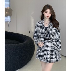 批发2025春秋冬新款小香风粗花呢格子短外套高腰显瘦百褶裙两件套装女