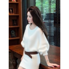 批发淑女风白色圆领毛衣<b class='q'>连衣裙</b>女2025秋季新款气质名媛收腰显瘦包臀裙