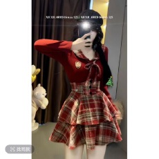 批发<b class='q'>大码</b>胖mm纯欲风jk制服套装女秋冬拼接衬衫+格纹束腰裙显瘦两件套