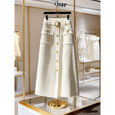 批发今年流行爆款高级感独特超好看白色高腰a字针织半身裙子2025年<b class='q'>冬</b>