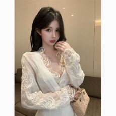 批发韩国东大门拼接蕾丝时尚V领交叉衬衫女2025年新款高级感<b class='q'>长袖</b>衬衣