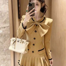 批发秋季法式富家千金高级感气质轻奢卡其色拼接蝴蝶结收腰短款<b class='q'>连衣裙</b>