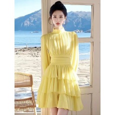 批发春新款法式富家千金赫本风高级感绝美黄色收腰荷叶边<b class='q'>连衣裙</b>