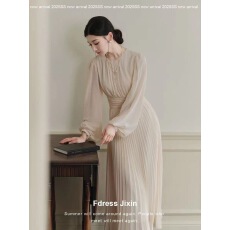 批发法式复古高雅长袖收腰显瘦气质<b class='q'>连衣裙</b>灯笼袖百褶长裙